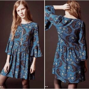 For Love & Lemons Bell Sleeve Blue Floral Motif
Mini Dress Size XS